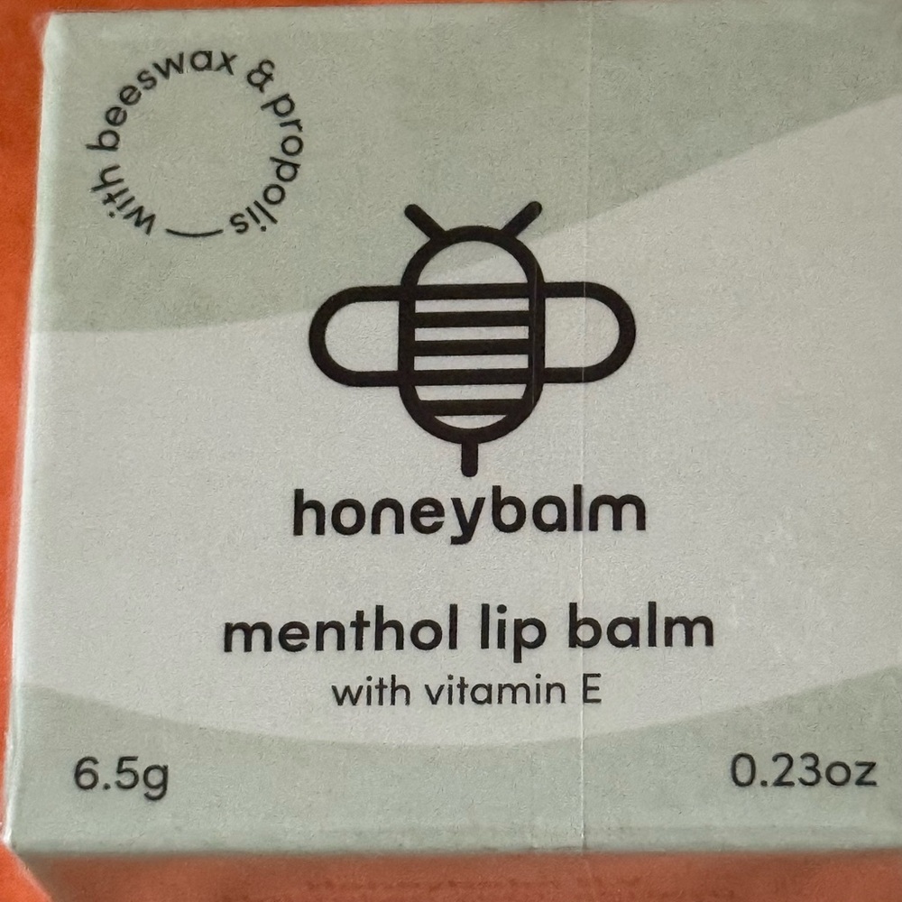 Honey balm menthol lip balm with vitamin E